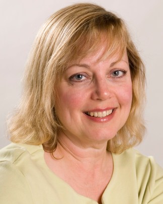 Michelle Krajecki - headshot